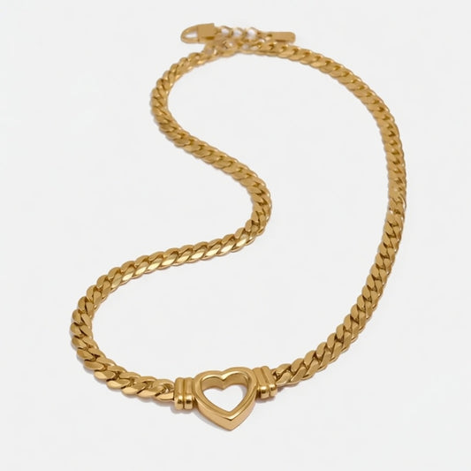 Lovis - Halskette mit klobiger Kette und Herz-Anhänger
