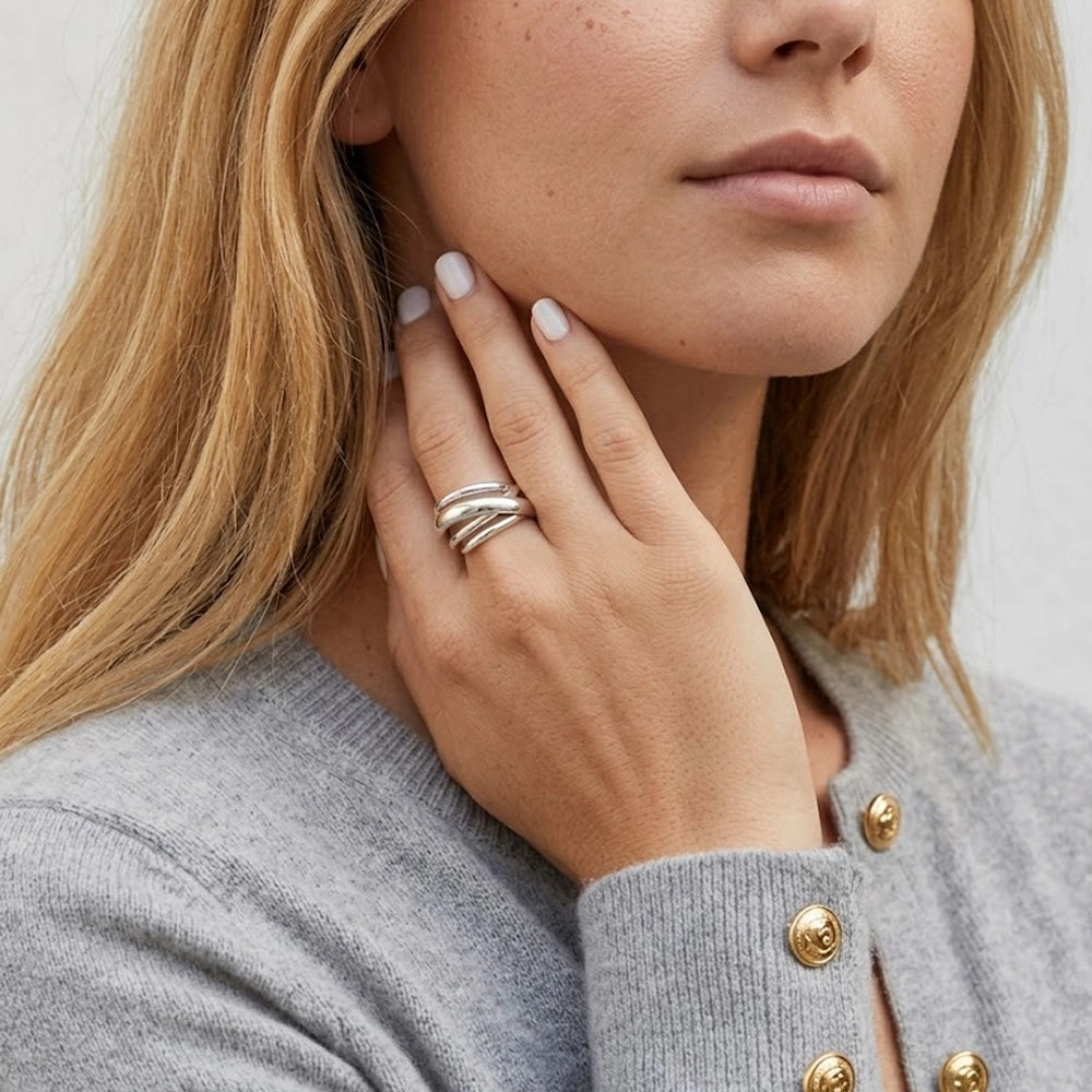 Hermine - Verstellbarer Ring mit mehreren Bändern