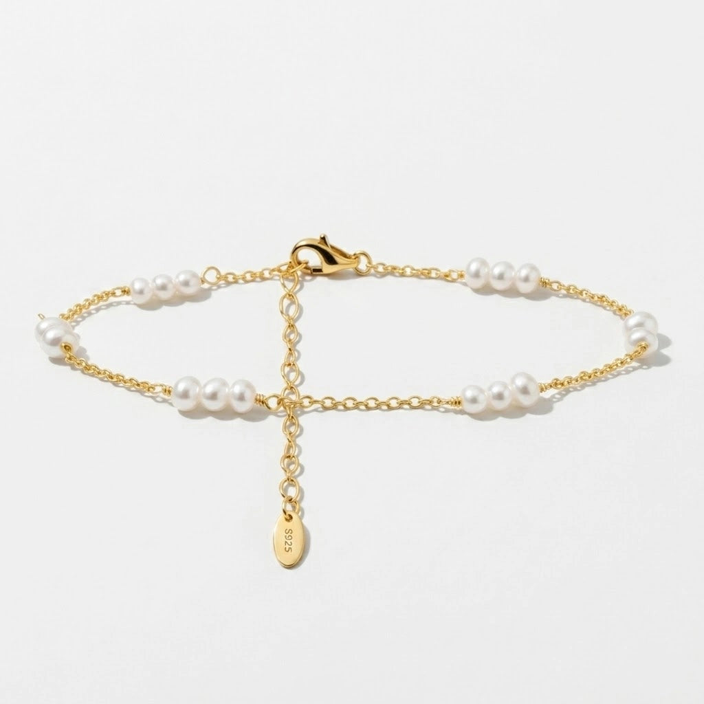 Isla – Anklet with freshwater pearls