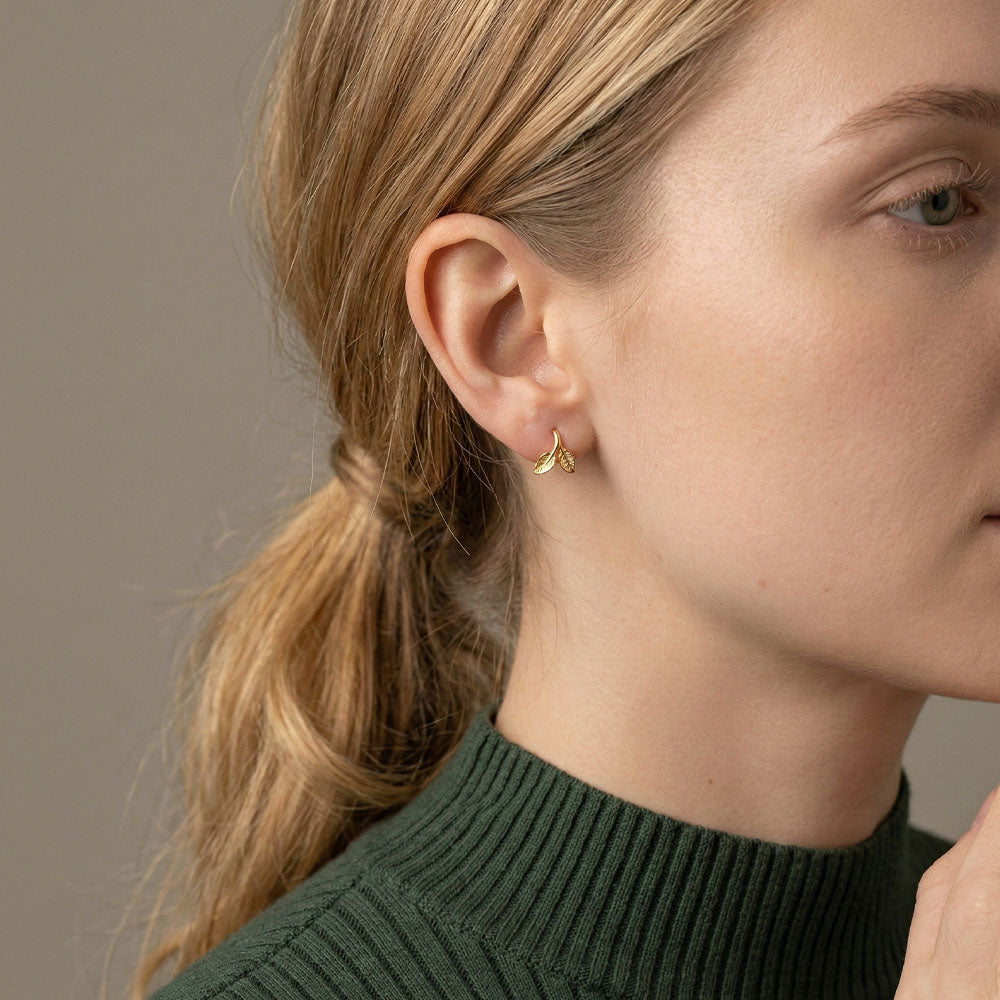Leaf – Earrings with leaf design