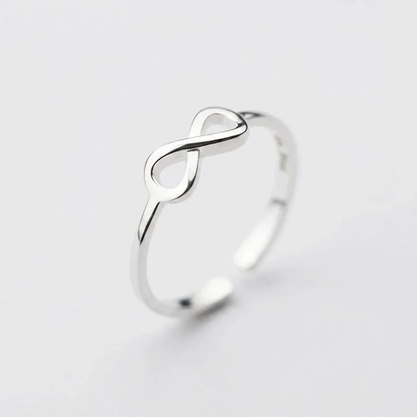Lemniscate - Verstellbarer Ring mit Unendlichkeitszeichen