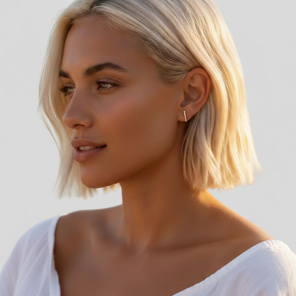 Less is More – Simple stud earrings in a minimalist style