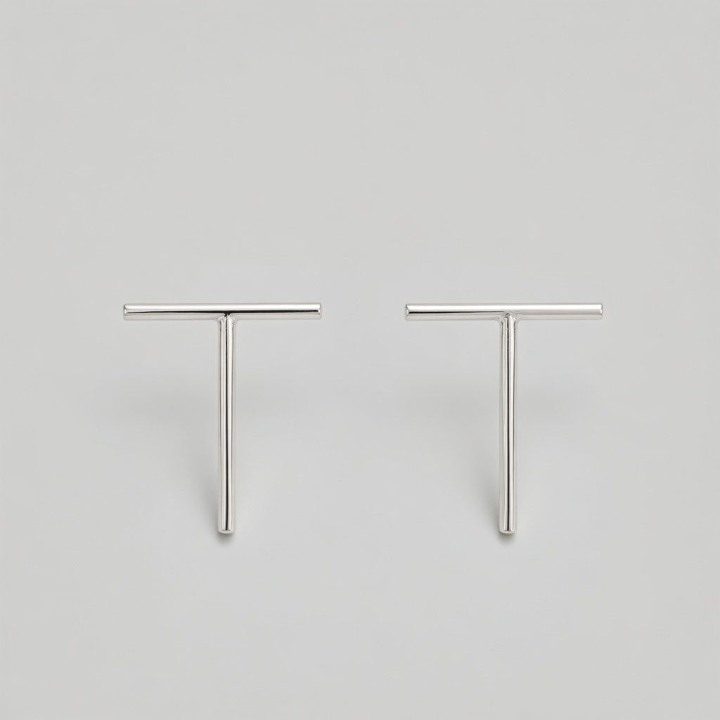 Less is More – Simple stud earrings in a minimalist style