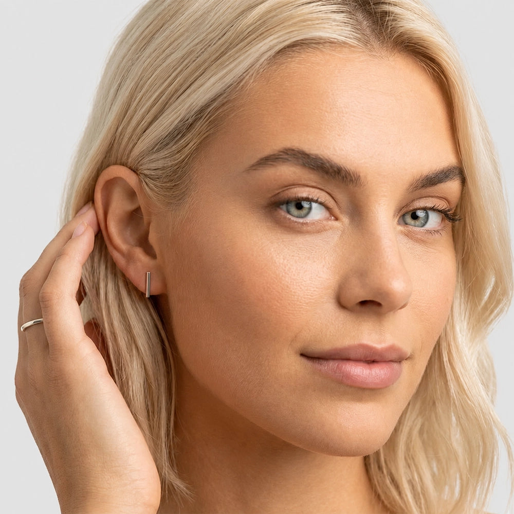 Less is More – Simple stud earrings in a minimalist style