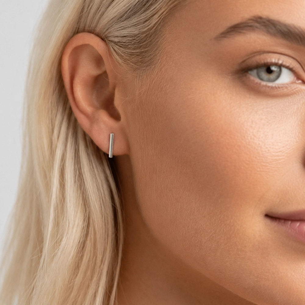 Less is More – Simple stud earrings in a minimalist style