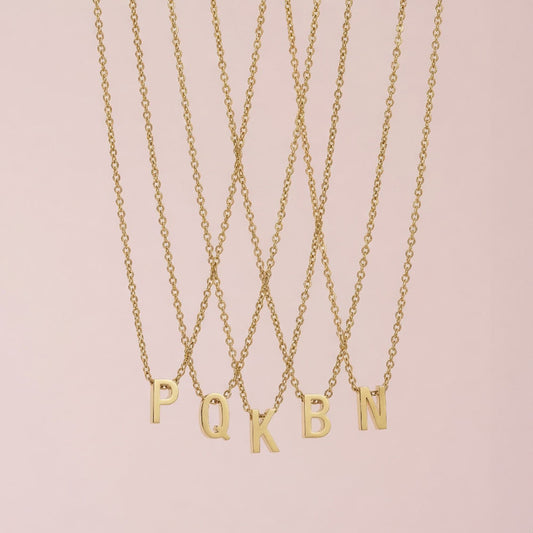 Letter – Necklace with letter pendant