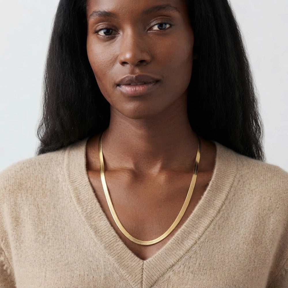 Lindy – Necklace with snake chain