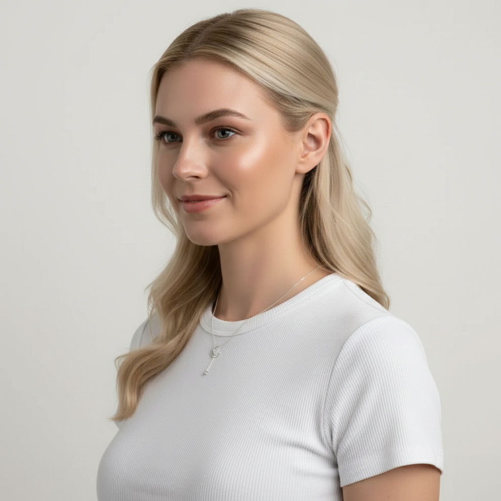 Lune - Ketting met maansikkel en stenen