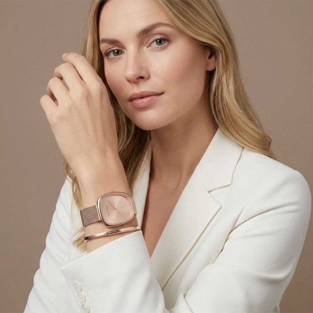 Meja - Uhr mit quadratisch abgerundetem Gehäuse