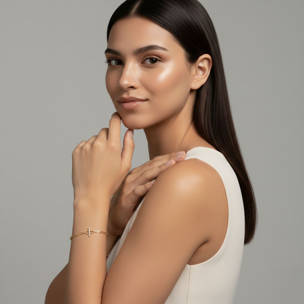 Metro Chic - Armband mit Ankerkette und steinbesetztem Detail