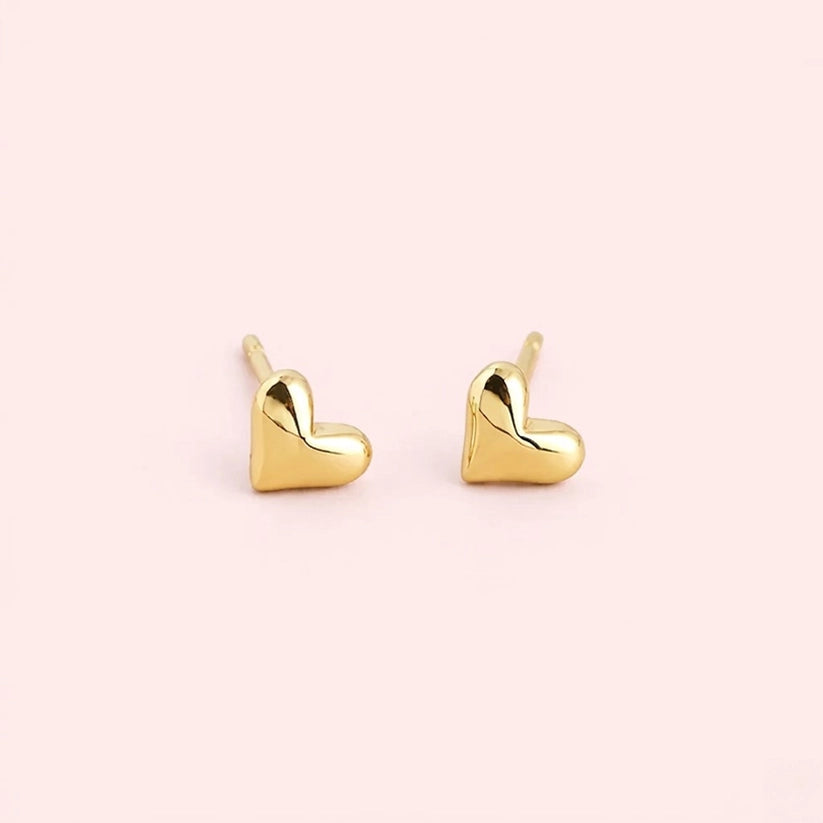 Mini Charm – Small heart-shaped studs
