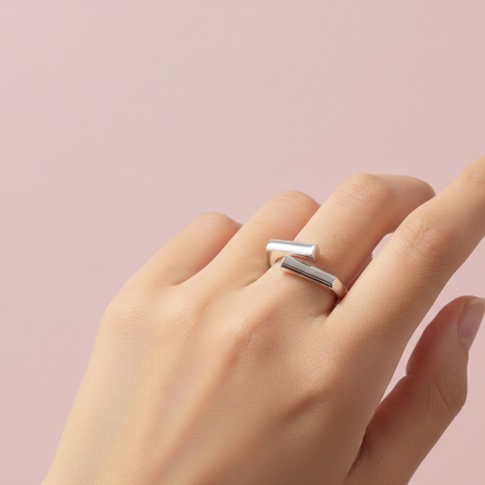 Modest - Verstelbare ring met modern ontwerp