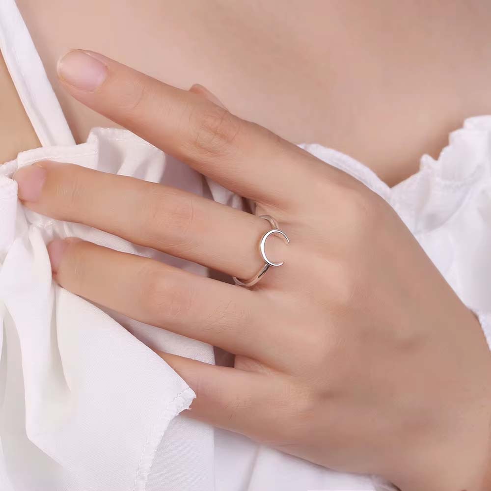 Ring Moon