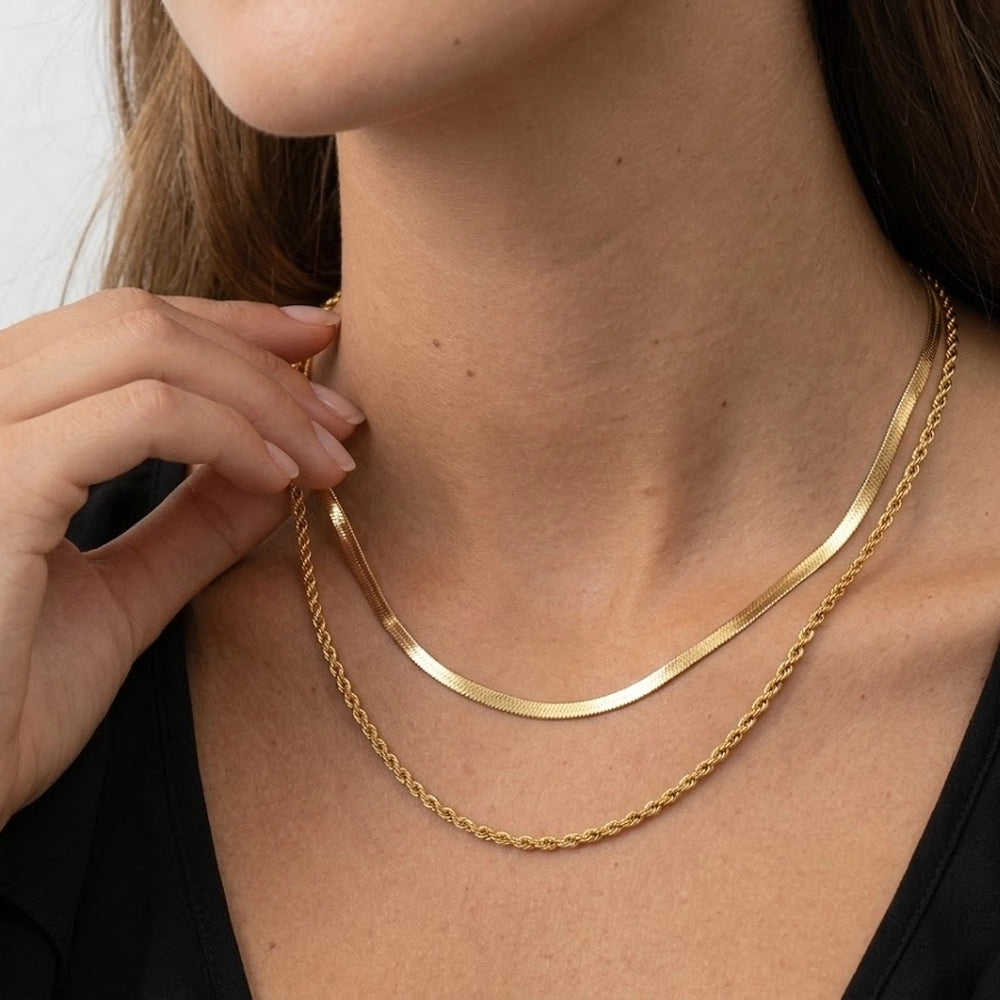 Naomi – Necklace with double chains