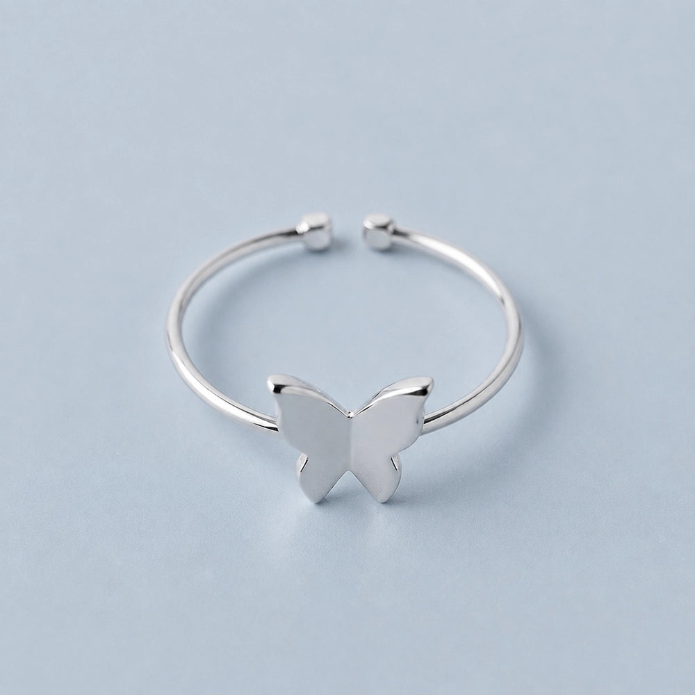 Nelia – Adjustable ring adorned with butterfly motif