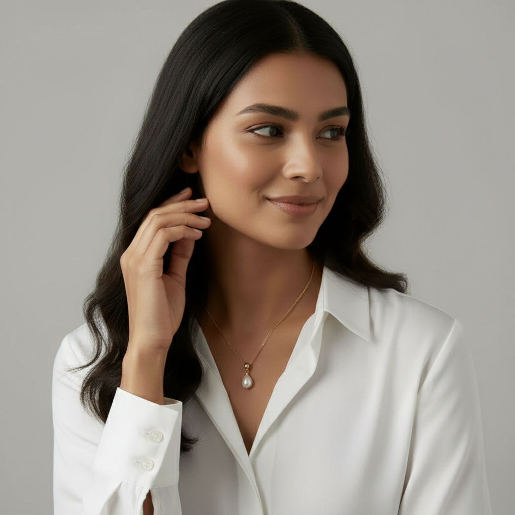 Pearly Glow - Ketting met zoetwaterparelhanger