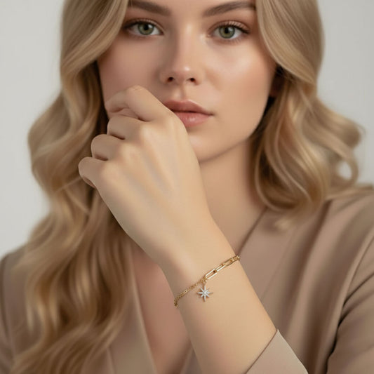 Polar Star – Bracelet with star charm and zirconia