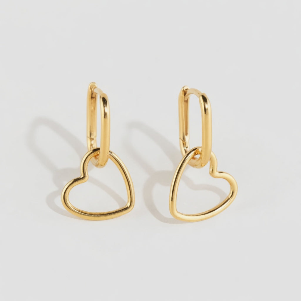 Celestia – Earrings with heart design