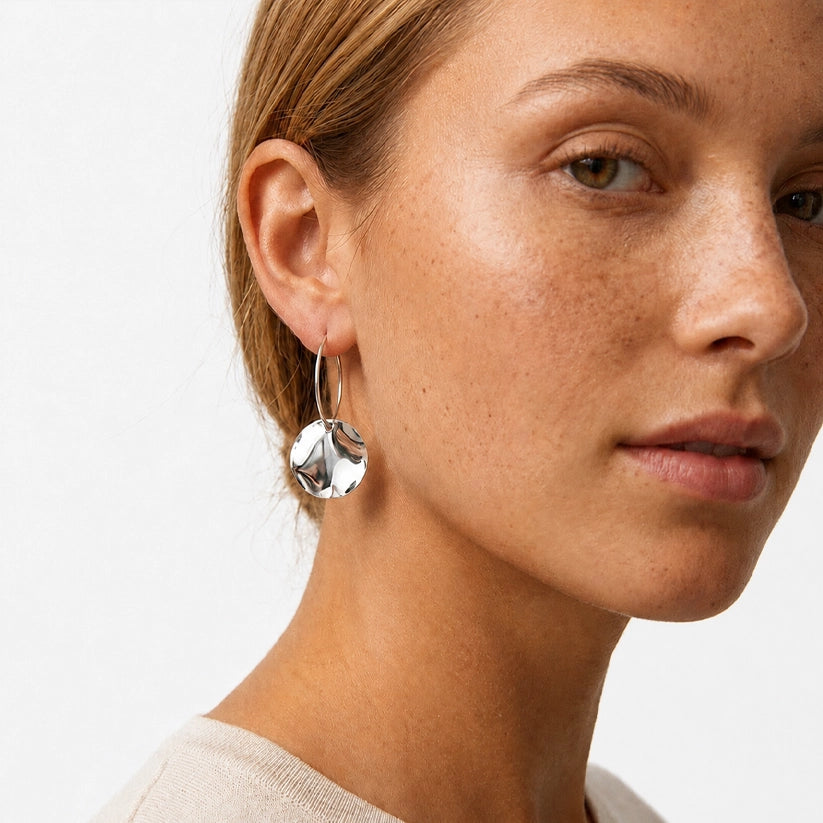 Rakel – Hoops with disc charm