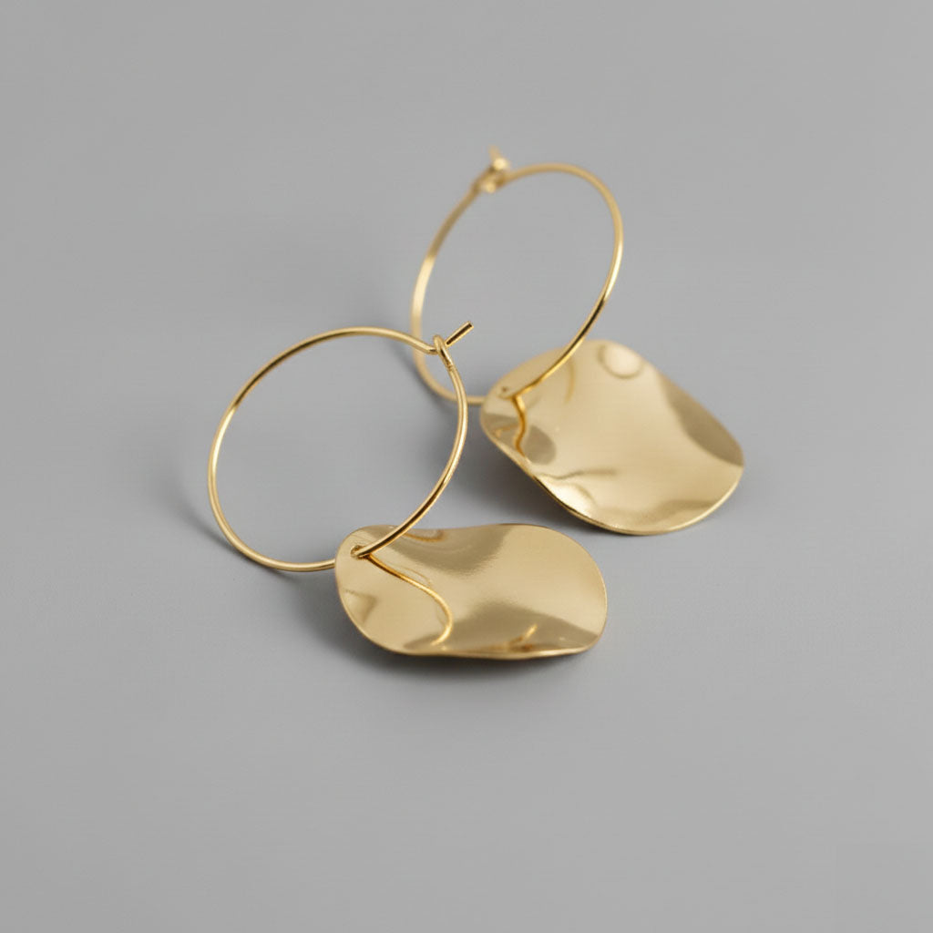 Rakel – Hoops with disc charm