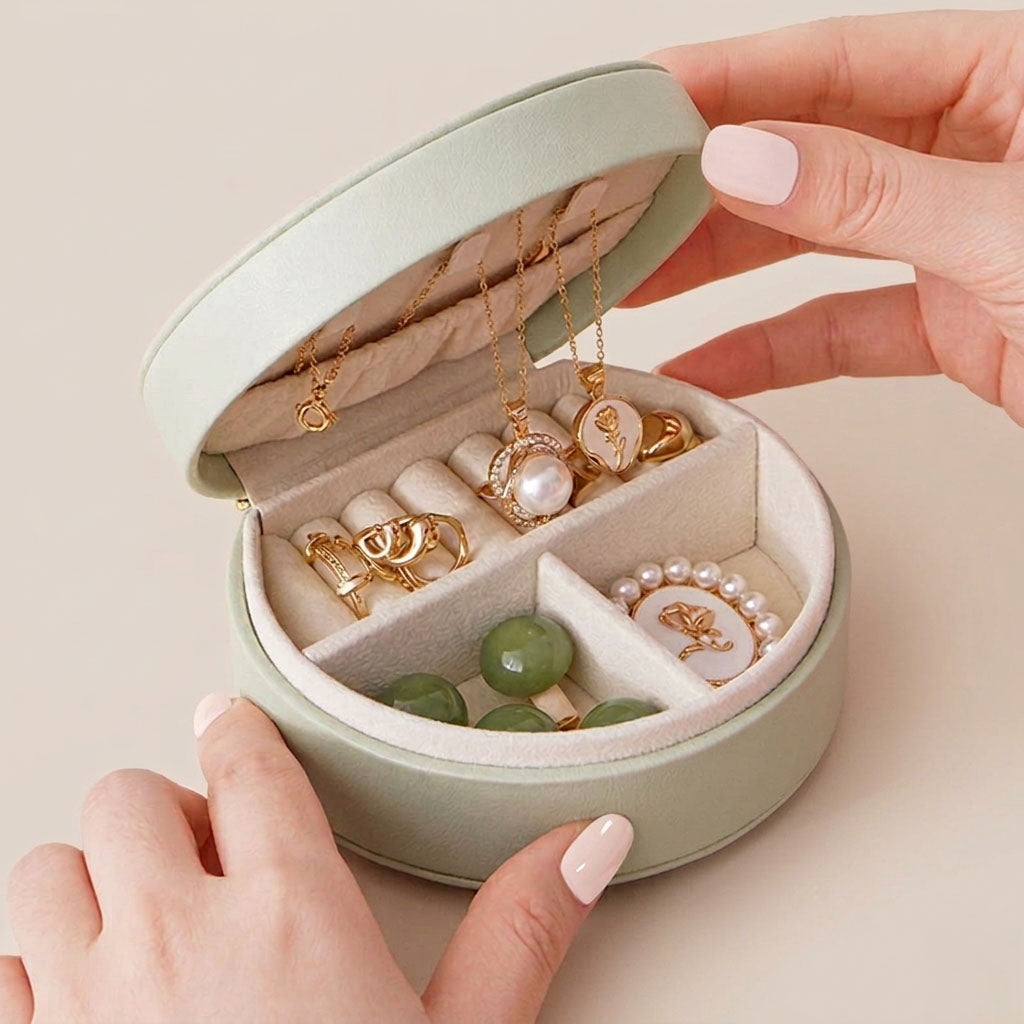 Halo Box - Rond leren juwelendoosje met gesp
