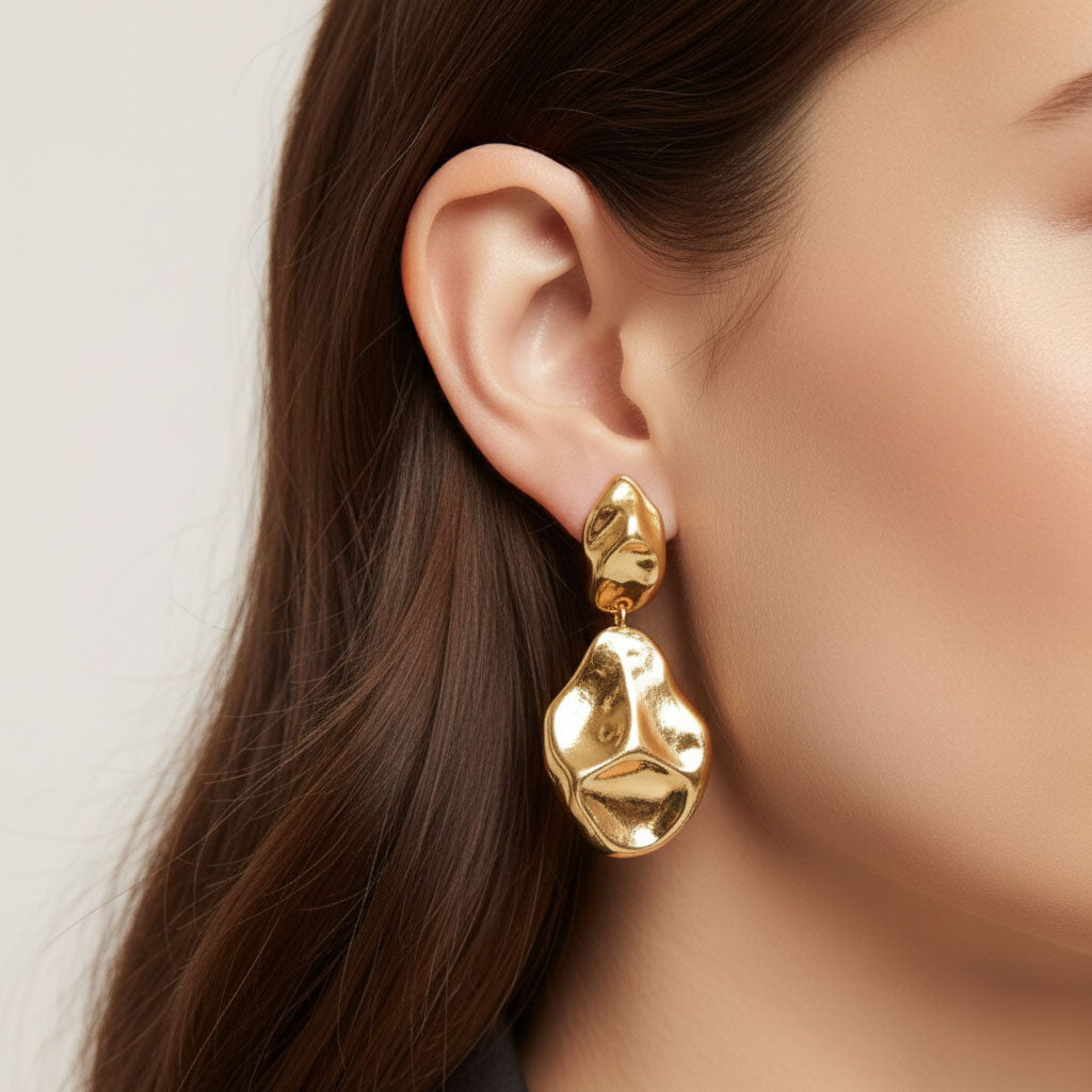 Sculpture Drop – Elegant statement earrings