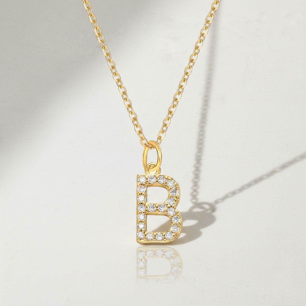 Shine Letter – Necklace with glitter letter pendant