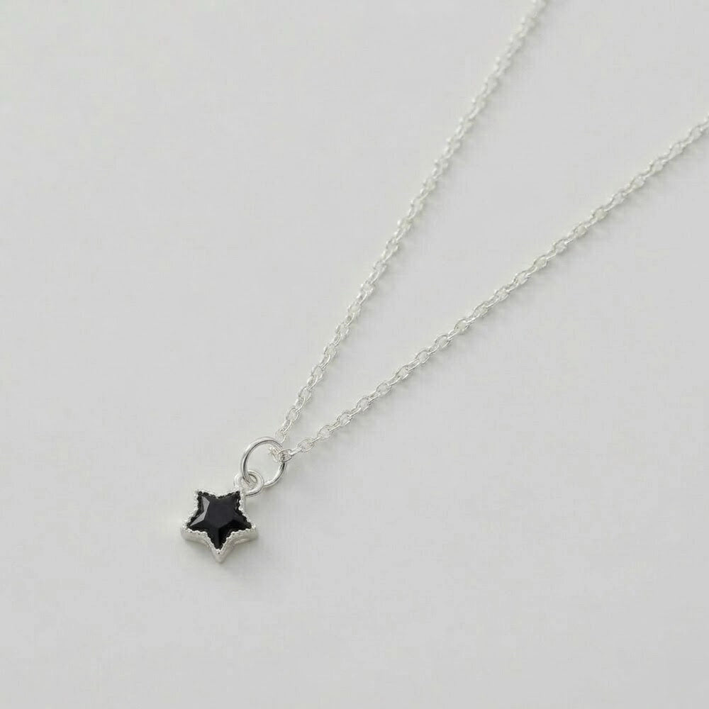 Sirius – Necklace with star in various colors