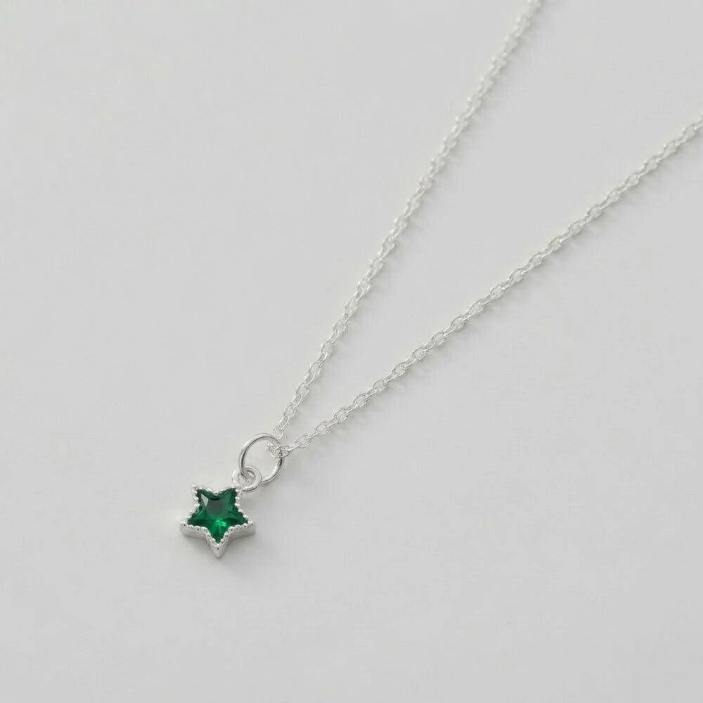 Sirius – Necklace with star in various colors