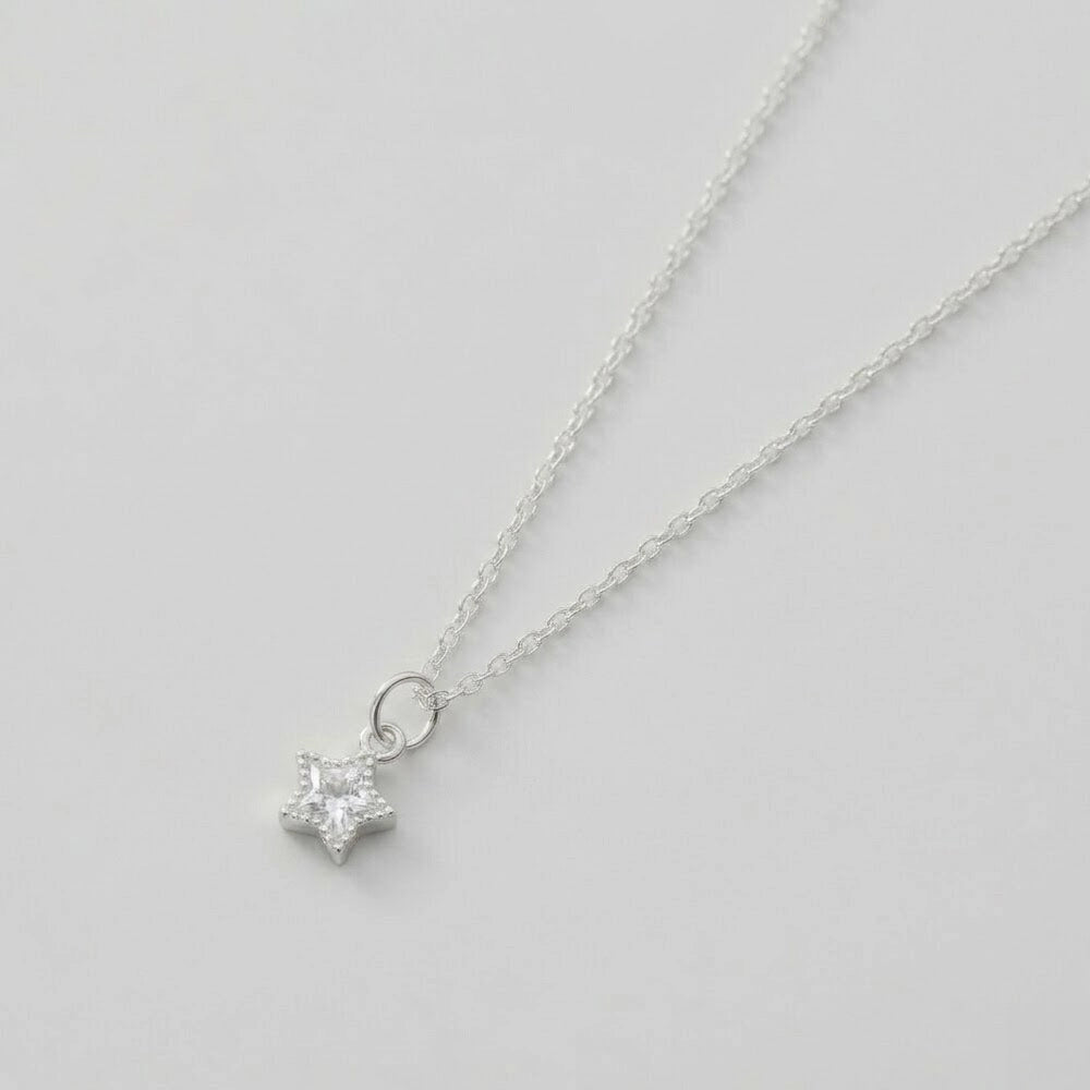 Sirius – Necklace with star in various colors