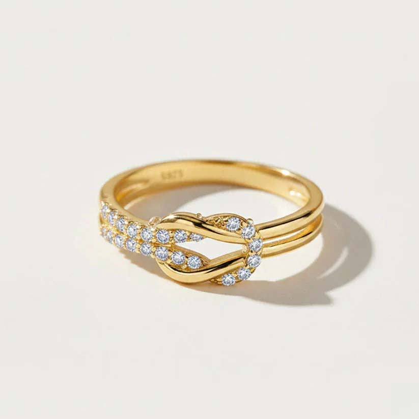 Sisi – Ring with infinity symbol