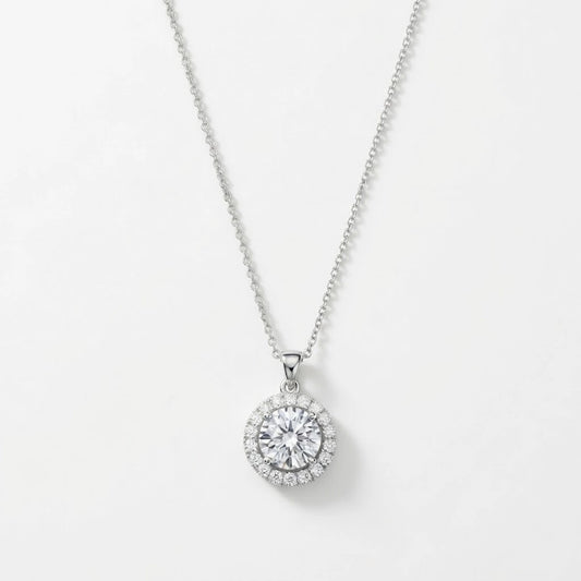 Smilla – Necklace with a sparkling pendant