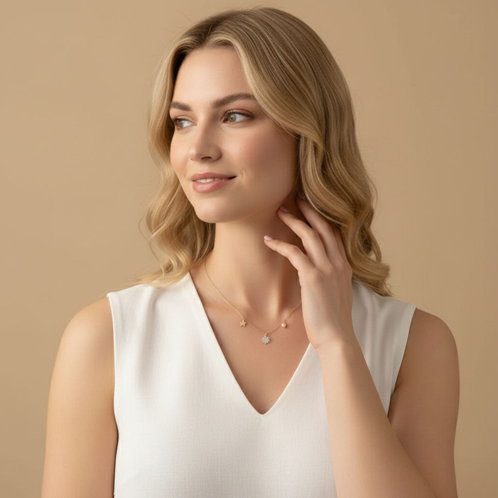 Starbloom - Necklace with delicate details