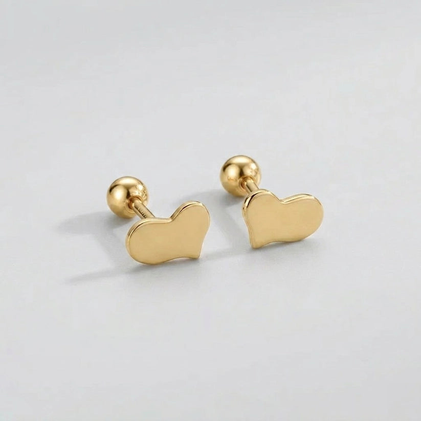 Sweethearts – Stud earrings with irregular heart design and screw backs