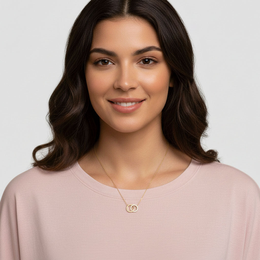 Unity - Halskette mit symbolischem Design