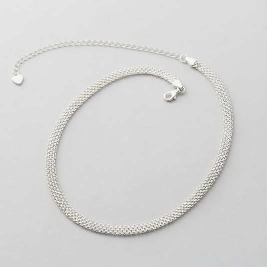Indra – Choker necklace with wider chain