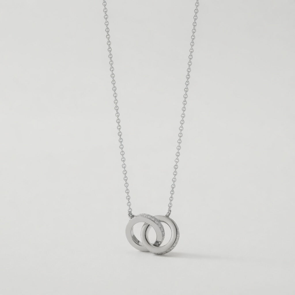 Ada – Necklace with interlinked circles