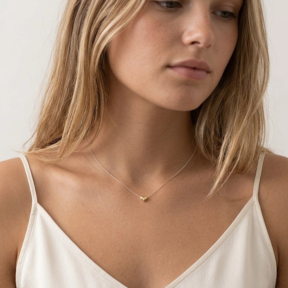 Young Heart – Necklace with gold-tone heart pendant